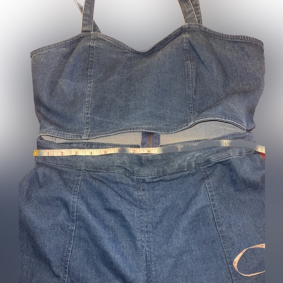 NWT $50R Derek Heart Denim Jumpsuit With Front Cutout . - Picture 6 of 10